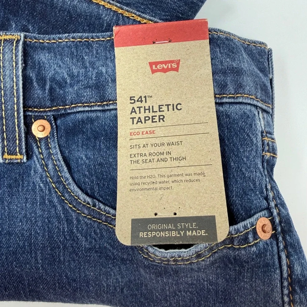 Levis 541 Athletic Taper Jeans Mens 30x34 Dark Wash Stretch Denim 18181-0642 NEW